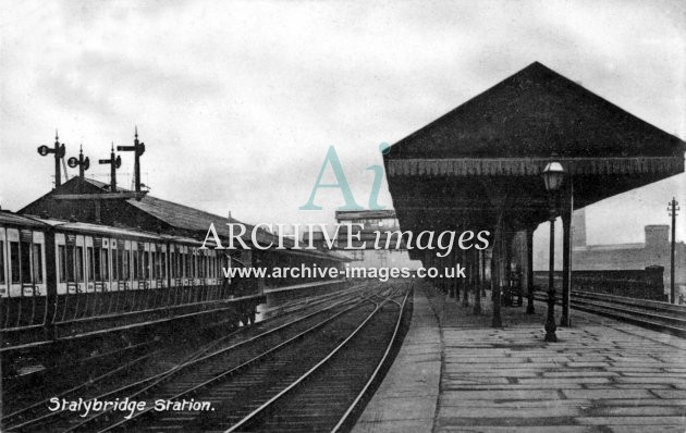 Stalybridge Railway Station