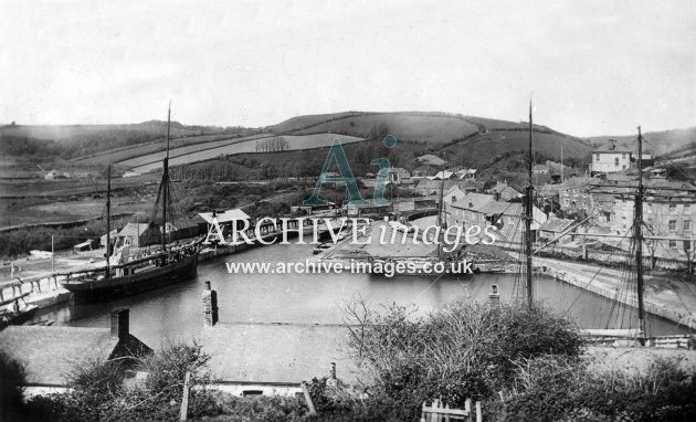 Pentewan Harbour c1905