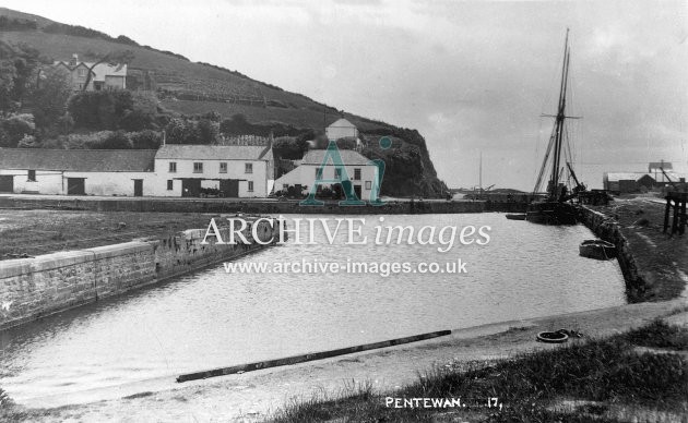 Pentewan Harbour c1925