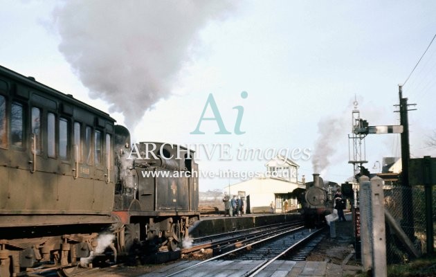 Sandown Railway Station c1965