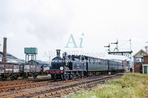 Newport Railway Station 1965