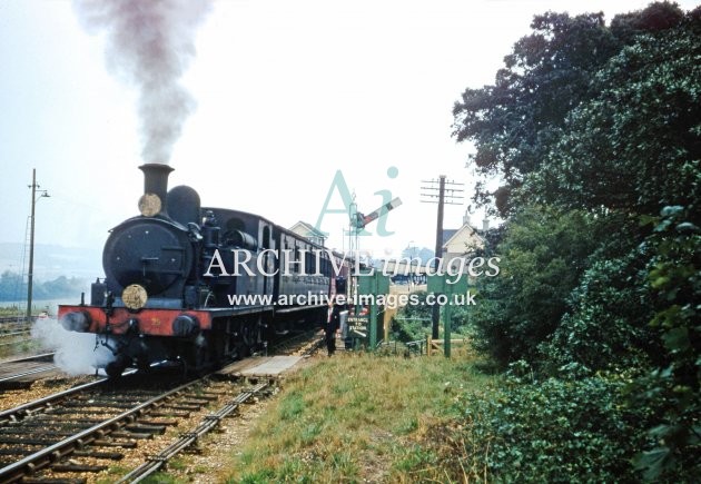 Sandown Railway Station 1959