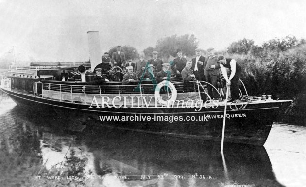 River Avon, River Queen at Wyre Lock nr Pershore