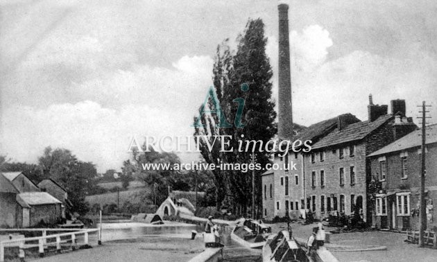 Grand Junction Canal, Stoke Bruerne, locks & works