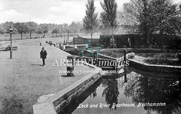 Grand Junction Canal, Lock & boathouse, Northampton