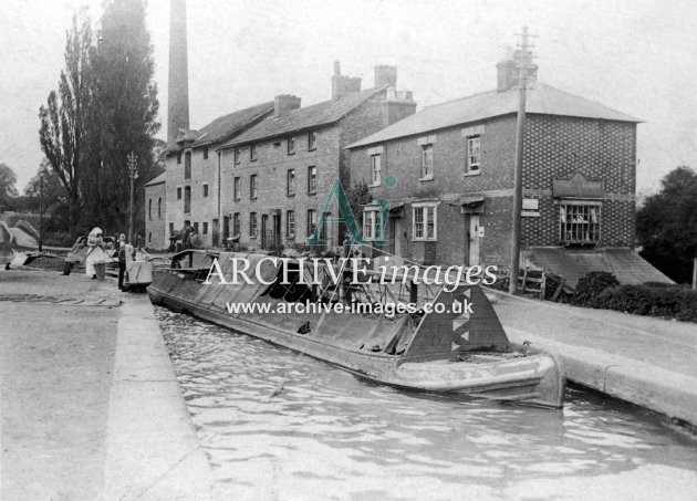 Grand Junction Canal, Braunston & boats