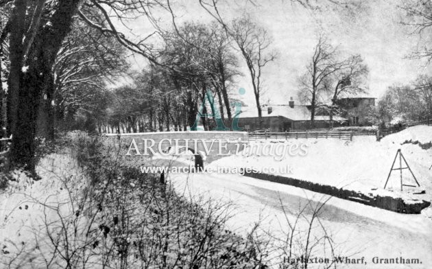 Grantham Canal, Harlaxton Wharf, snow