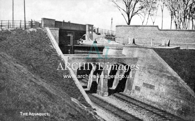 Grand Junction Canal, Three Bridges, Hanwell