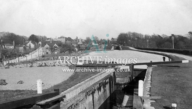 Kennet & Avon Canal, Devizes Flight c1910