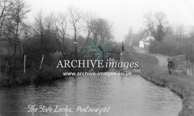 Monmouthshire Canal, Five Locks, Pontnewydd B