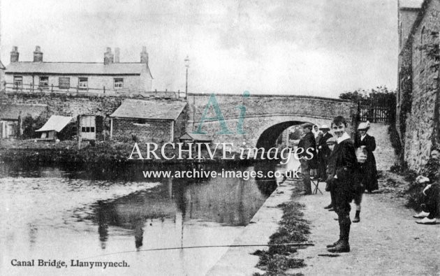 Montgomery Canal, Bridge at Llanymynech