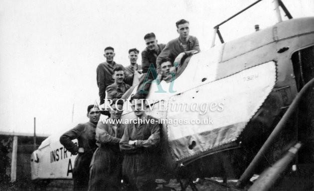 Armstrong Whitworth Atlas Mk 1 & group RAF Henlow c1930