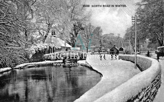 Glamorganshire Canal, Cardiff North Road Lock snow