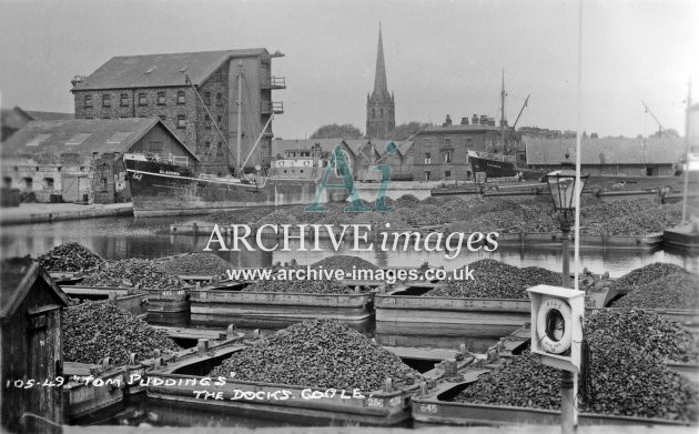 Goole Docks, Tom Puddings c1925