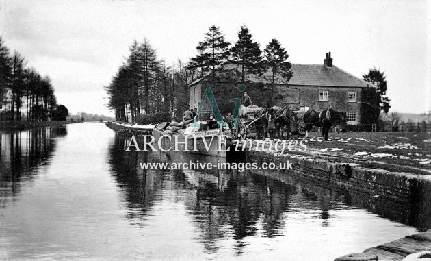 Kennet & Avon Canal, Pewsey Wharf c1906