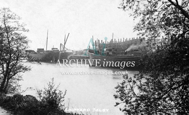 River Ouse, Selby Shipyard c1925