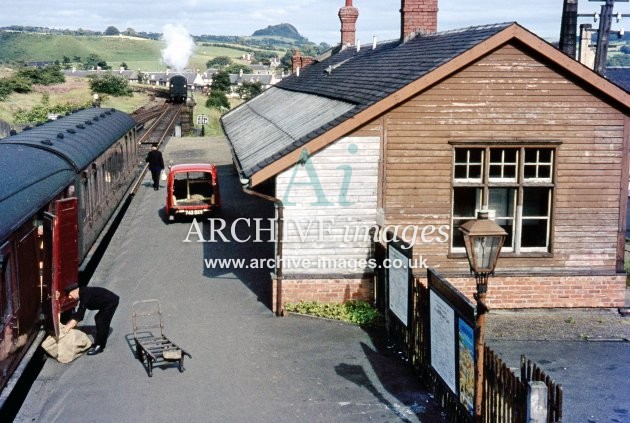 Darvel Railway Station c1965