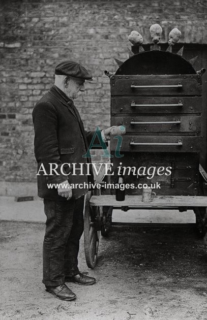 Edwardian Baked Potato Seller MD