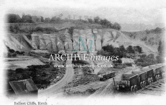 Erith, Ballast cliffs