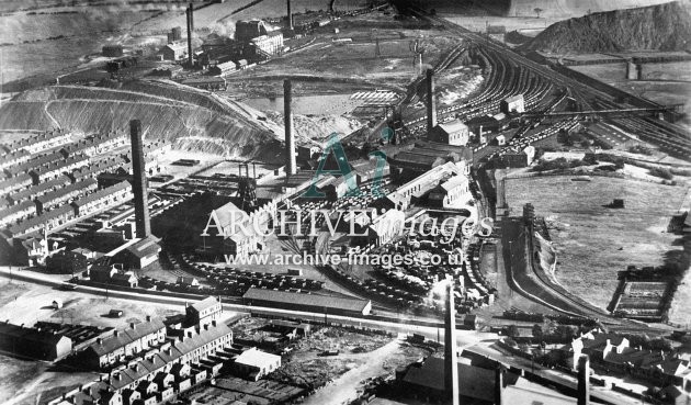 Glasshoughton Colliery, Pontefract, aerial vw
