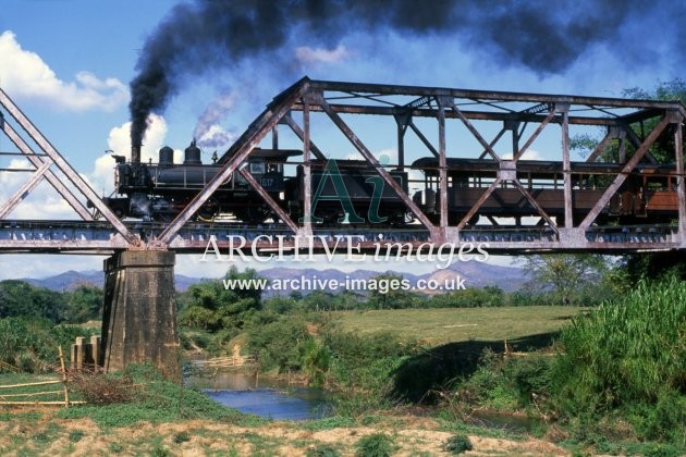 Cuba Railways, No 1517 on viaduct 12.2.03