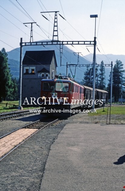 Cinuos-chel-Brail Railway Station 1999 