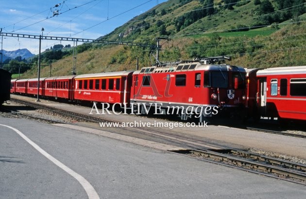 Scuol-Tarasp Railway Station 2000