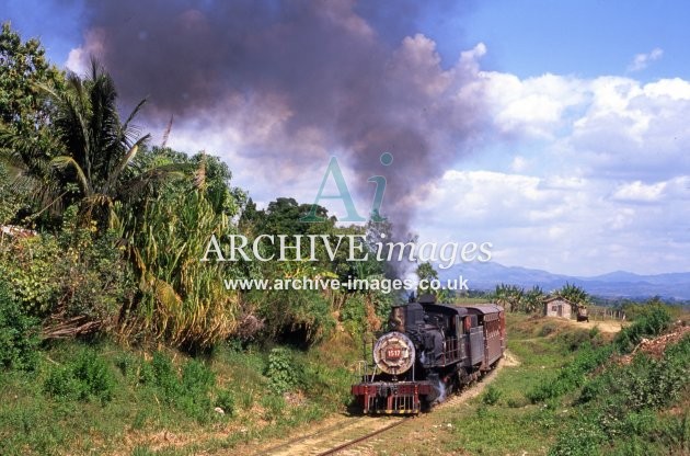 Cuba Railways, No 1517 passenger train c92