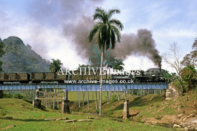 Cuba Railways, No 1552 & train on bridge 4.1991