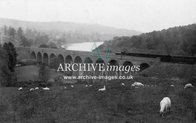 Dowdeswell viaduct & MSWJR train