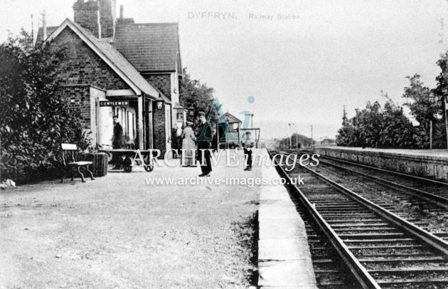 Dyffryn Railway Station
