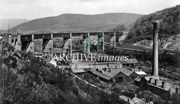 Walnut Tree Viaduct, Taffs Well