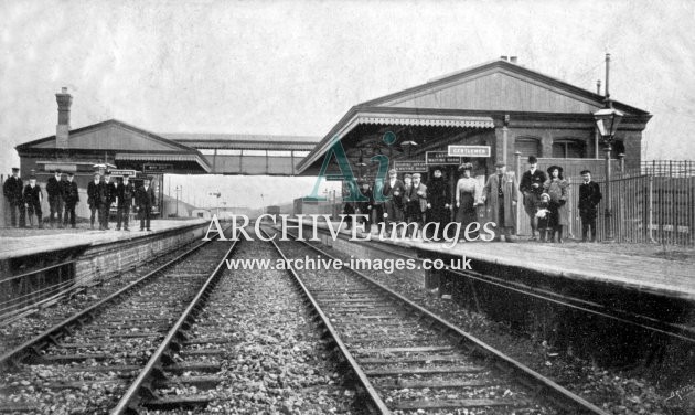 Broadway Railway Station