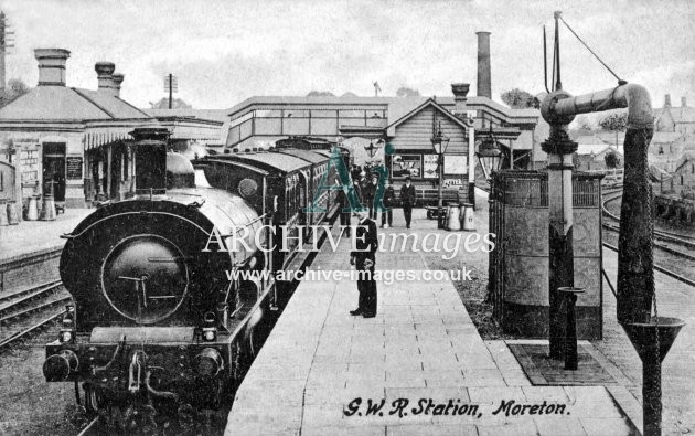 Moreton-in-Marsh Railway Station
