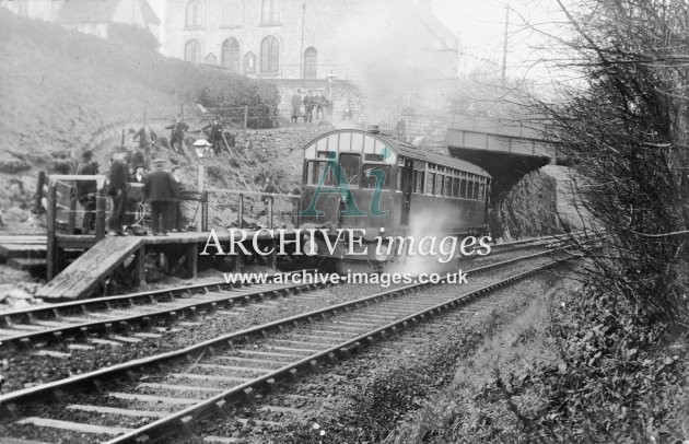 Bowbridge Crossing Halt & GWR Railmotor c1903