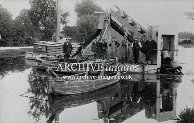 Cambridge Dredging Boat River Cam MD