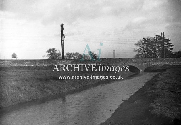 Hereford & Gloucester Canal, Over Causeway 1949