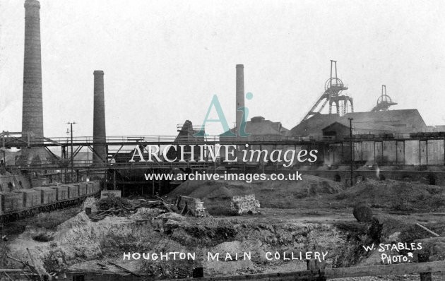 Houghton Main Colliery A 1907 JR