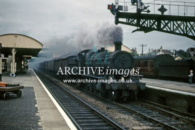 Somerset Railway Station