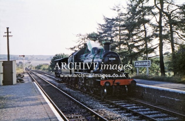 Ogbourne Station, No 46520 c1961