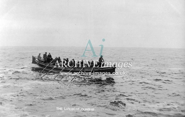 Dunbar lifeboat c1910