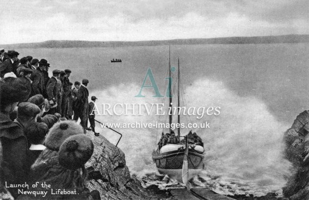 Newquay lifeboat launch c1910