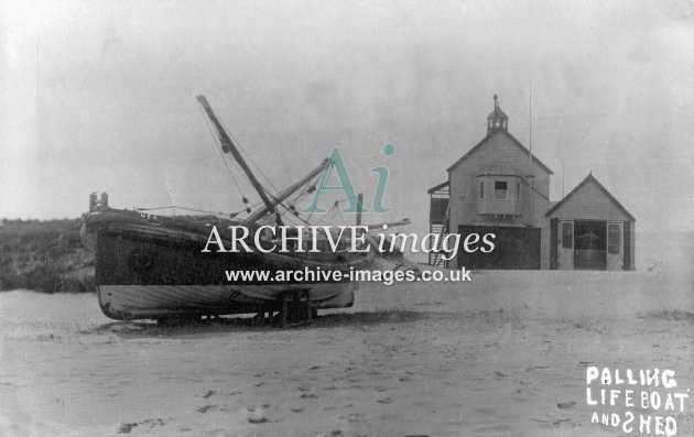Palling lifeboat & house c1910