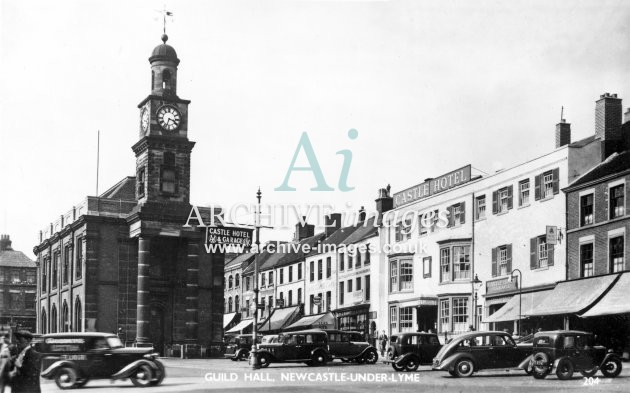 Newcastle under Lyme, Guildhall & motor cars c1950