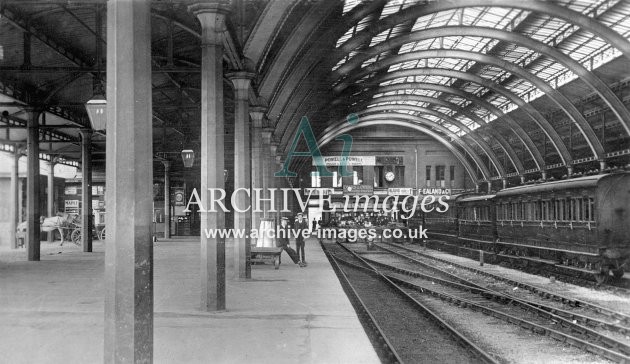 Bath Green Park station, interior c1908