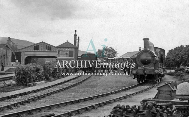 Cheddar station GWR, Strawberry pickers train c1908