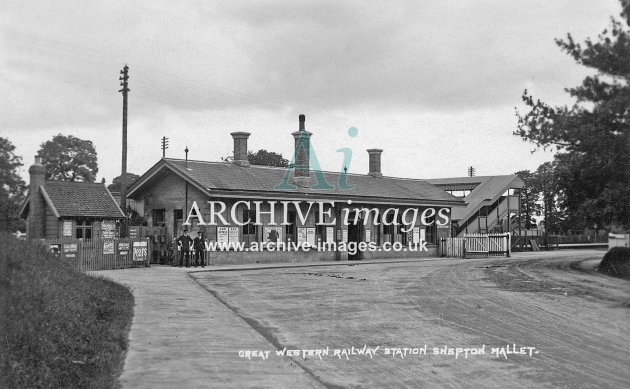 Shepton Mallet GWR station forecourt c1925
