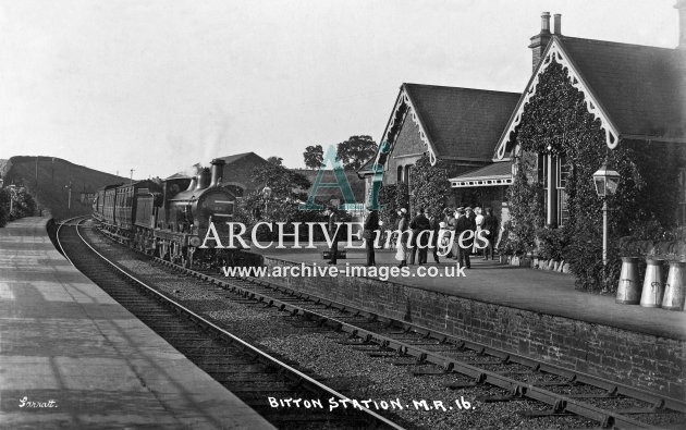 Bitton station & MR 2-4-0 No 89 c1910