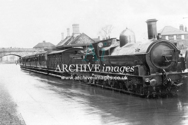 Langport West station, flood Dec 1910, GWR 0-6-0 No 511