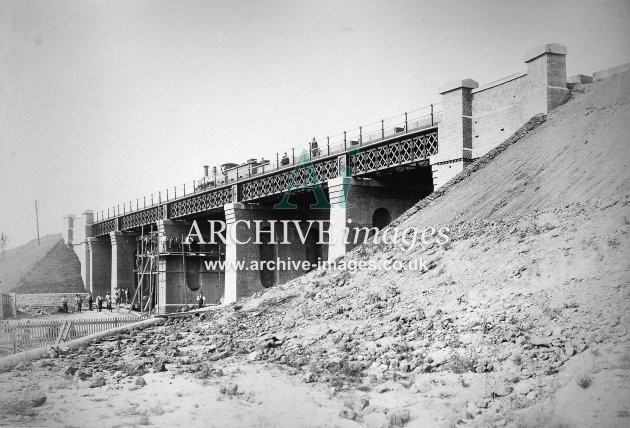 Stonehouse viaduct rebuilding C 1884 AW